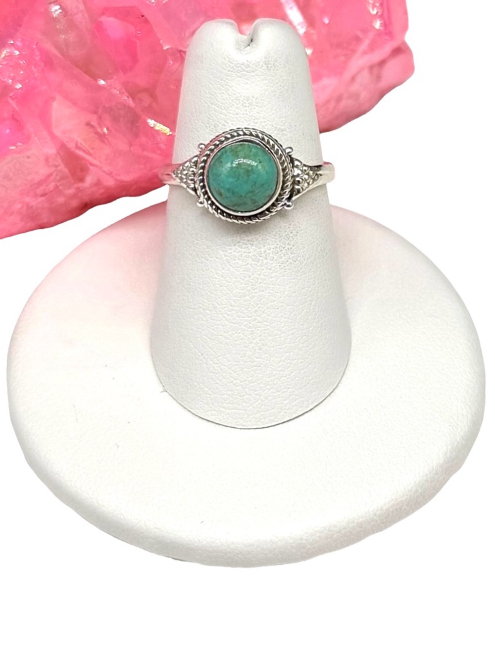 Arizona Mohave Turquoise Ring Size 6 Solid 925 Sterling Silver Dainty